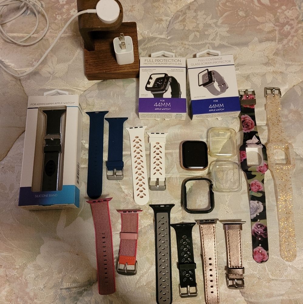 Apple Watch Series 4 (44)